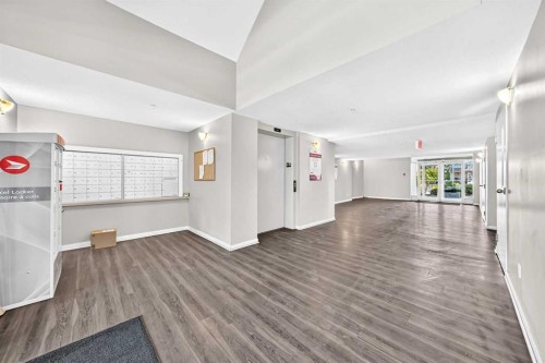 411-2000 Applevillage Court Se, Calgary, AB 