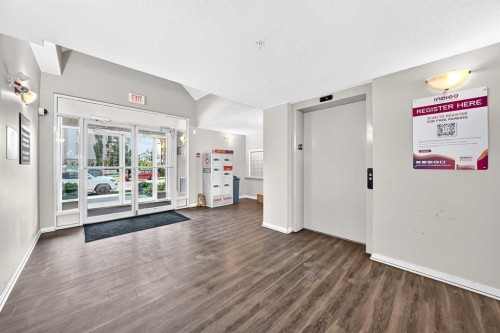 411-2000 Applevillage Court Se, Calgary, AB 