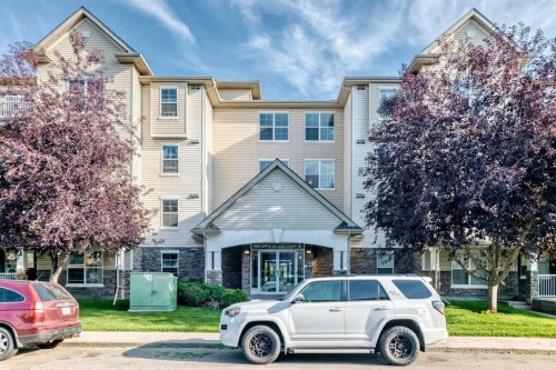 411-2000 Applevillage Court Se, Calgary, AB 