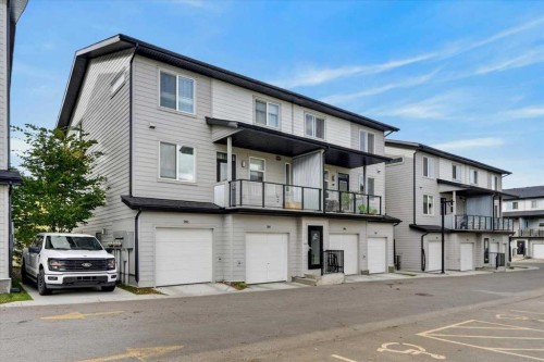 204-235 Redstone Walk NE Calgary, AB T3N 1M6