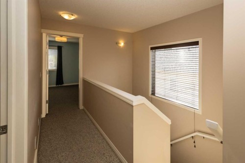 196 Eversyde Circle Sw, Calgary, AB 