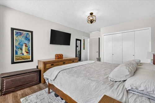 227 Lynnwood Drive Se, Calgary, AB 
