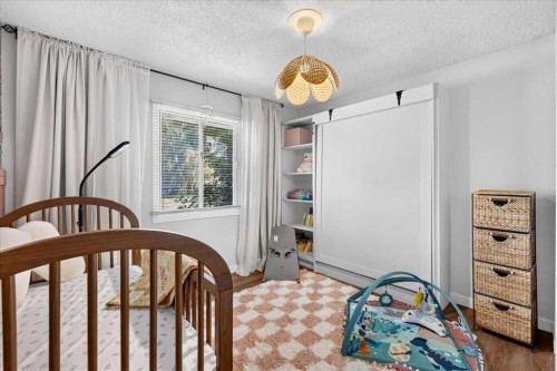 227 Lynnwood Drive Se, Calgary, AB 