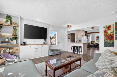 227 Lynnwood Drive Se, Calgary, AB 