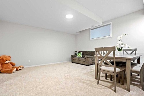 12 Southwinds Common Sw, Airdrie, AB 