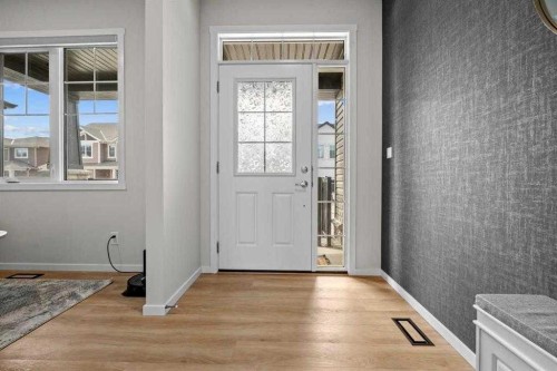 12 Southwinds Common Sw, Airdrie, AB 