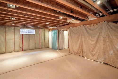 27 Chapman Close Se, Calgary, AB 