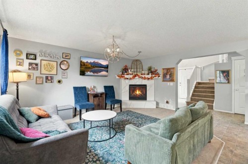 27 Chapman Close Se, Calgary, AB 