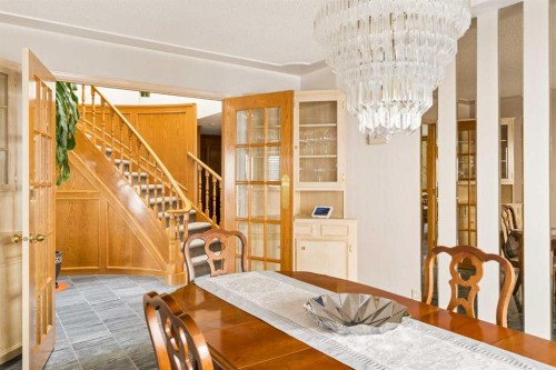 880 Shawnee Drive Sw, Calgary, AB 