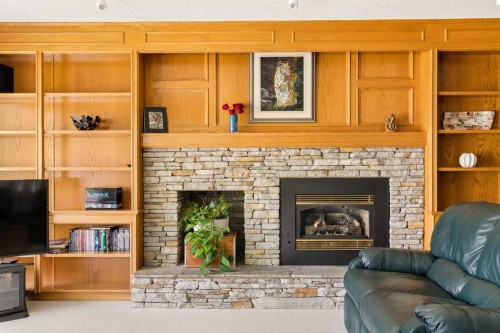 880 Shawnee Drive Sw, Calgary, AB 