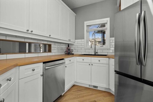 49 Prominence Park Sw, Calgary, AB 