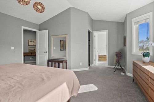 49 Prominence Park Sw, Calgary, AB 