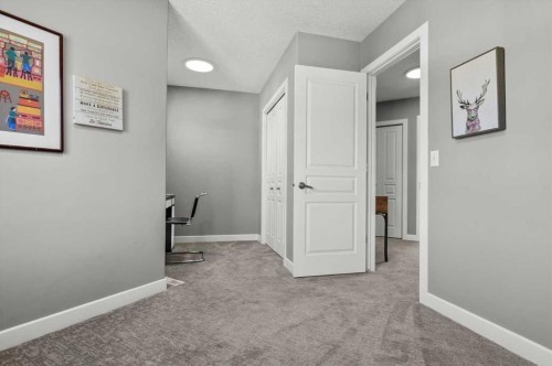 49 Prominence Park Sw, Calgary, AB 
