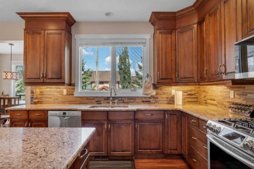79 Westpark Crescent Sw, Calgary, AB 