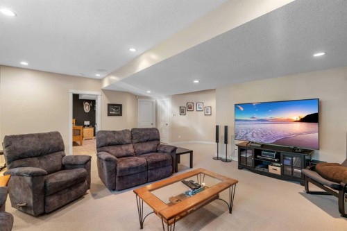 79 Westpark Crescent Sw, Calgary, AB 