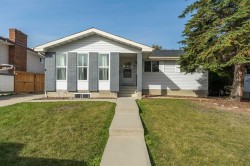 208 Woodpark Place SWCalgary, AB T2M 2S5