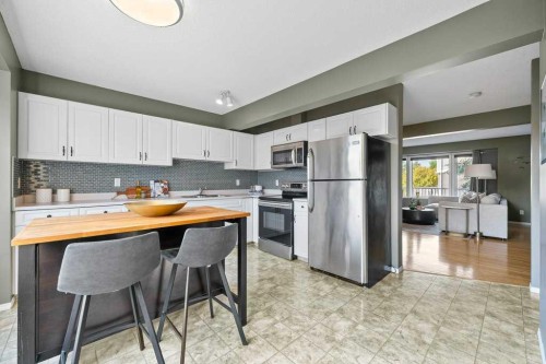 248 Regal Park Ne, Calgary, AB 