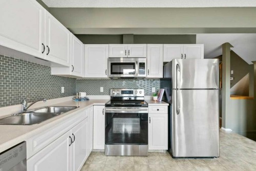 248 Regal Park Ne, Calgary, AB 