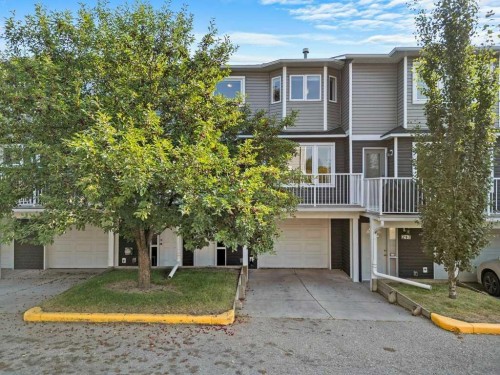 248 Regal Park Ne, Calgary, AB 