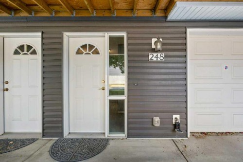 248 Regal Park Ne, Calgary, AB 