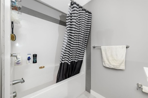 124 Corner Meadows Park Ne, Calgary, AB 