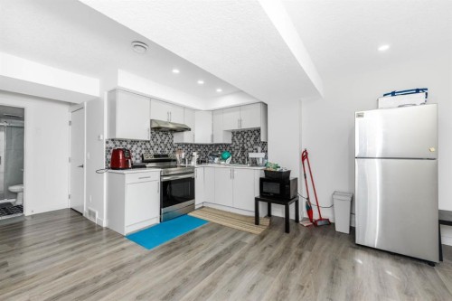 124 Corner Meadows Park Ne, Calgary, AB 