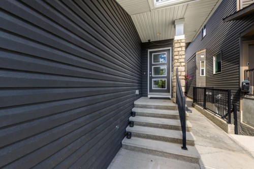124 Corner Meadows Park Ne, Calgary, AB 