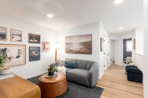 696 Sora Boulevard Se, Calgary, AB 