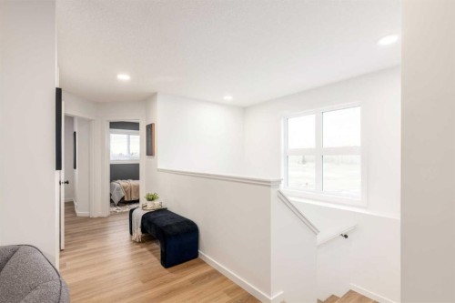 696 Sora Boulevard Se, Calgary, AB 