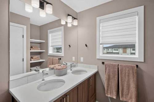 743 Wolf Willow Boulevard Se, Calgary, AB 