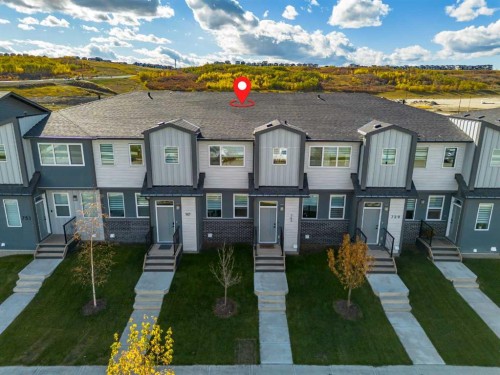 743 Wolf Willow Boulevard Se, Calgary, AB 