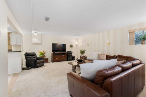 171 Prominence Heights Sw, Calgary, AB 