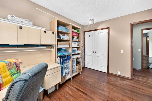 155 Strathcona Close Sw, Calgary, AB 