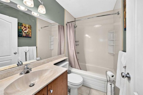 155 Strathcona Close Sw, Calgary, AB 