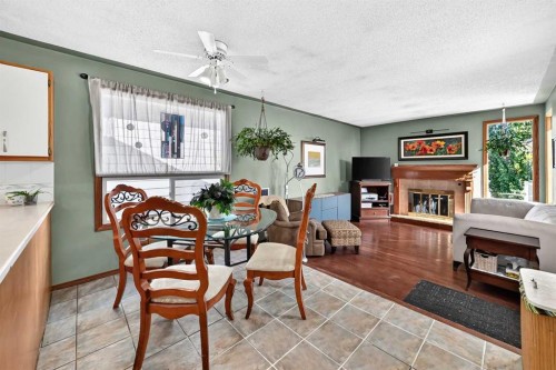 155 Strathcona Close Sw, Calgary, AB 