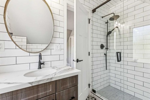 1212 18 Avenue Nw, Calgary, AB 