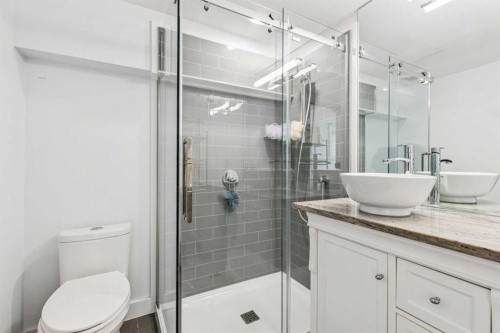 1212 18 Avenue Nw, Calgary, AB 