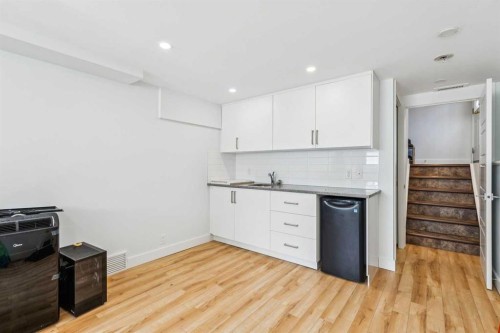 1212 18 Avenue Nw, Calgary, AB 