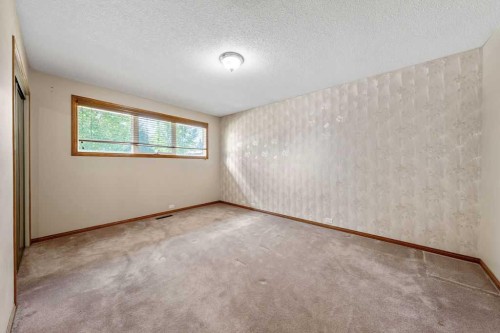 28 Brazeau Crescent Sw, Calgary, AB 