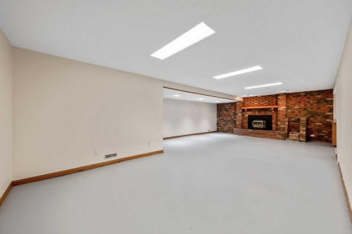 28 Brazeau Crescent Sw, Calgary, AB 