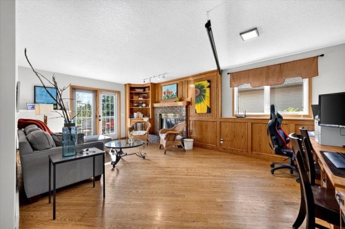 5 Sunset Crescent, Okotoks, AB 