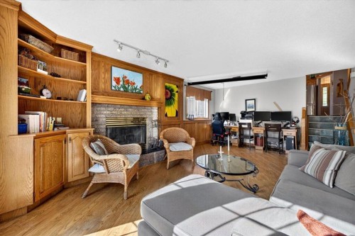 5 Sunset Crescent, Okotoks, AB 