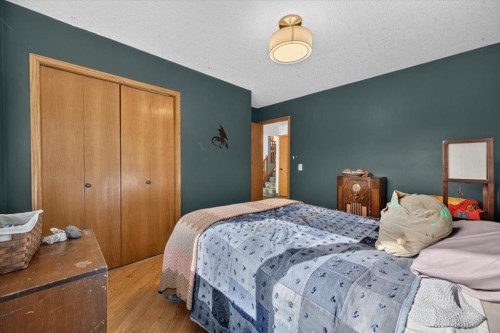 5 Sunset Crescent, Okotoks, AB 