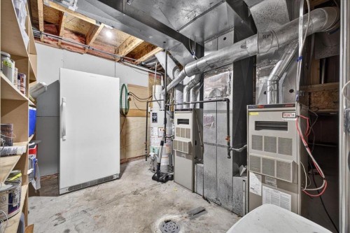 5 Sunset Crescent, Okotoks, AB 