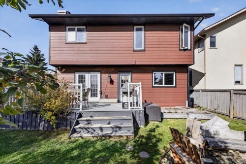 5 Sunset Crescent, Okotoks, AB 