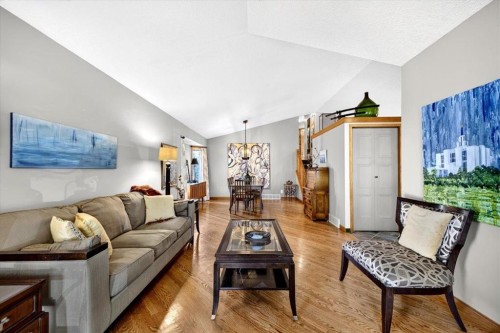 5 Sunset Crescent, Okotoks, AB 