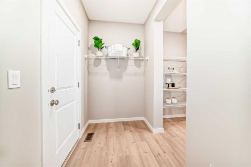 153 Rangeview Path Se, Calgary, AB 