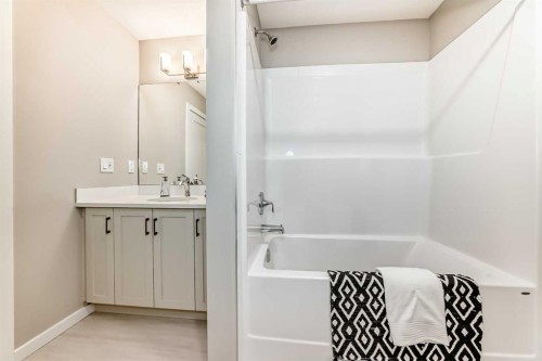 153 Rangeview Path Se, Calgary, AB 