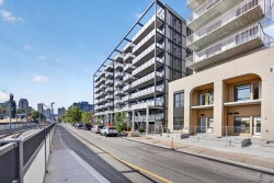 811-327 9A Street NW Calgary, AB T2N 1T7