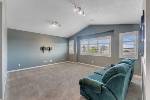353 Kinniburgh Boulevard, Chestermere, AB - Indoor Photo Showing Other Room